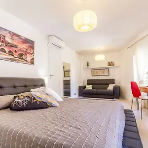  Apartamento Antico Rione Italia